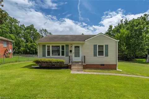 107 Lawrence St, Greensboro, NC 27406