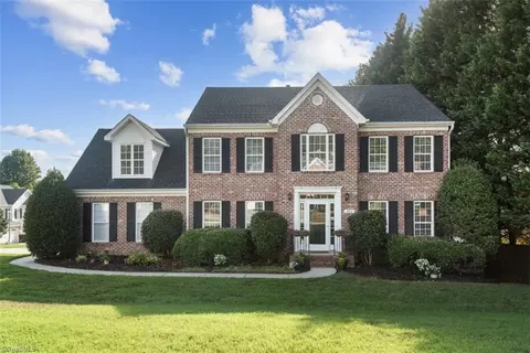 212 Harmon Ridge Ln, Kernersville, NC 27284