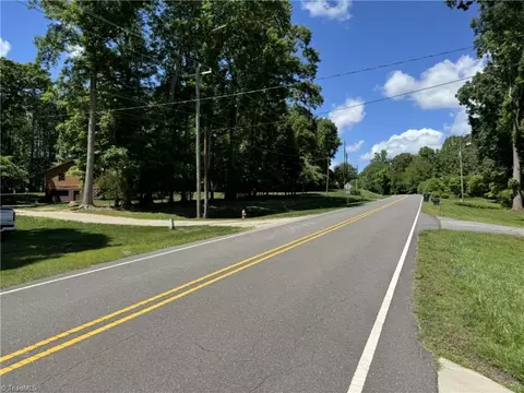 5120 Dock Davis Rd, Clemmons, NC 27012 photo 3
