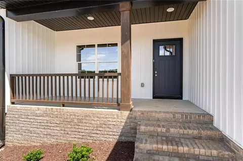 158 Galliher Rd, Harmony, NC 28634 photo 4
