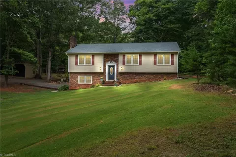 212 Jack Booe Rd, Mocksville, NC 27028
