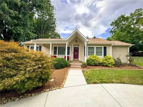 502 Greenwood Dr, High Point, NC 27262
