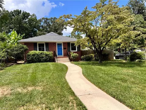 700 Northridge St, Greensboro, NC 27403