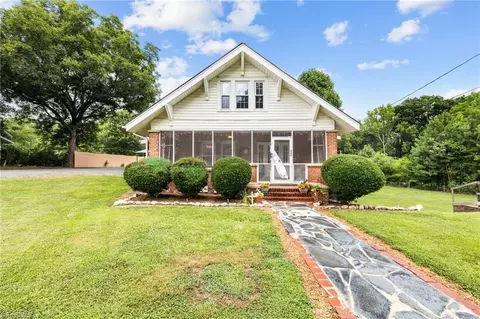 200 Harper St, Star, NC 27356