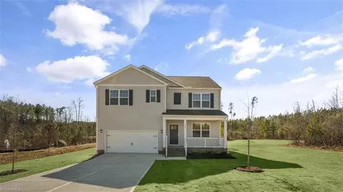 1028 Creedson Ct, Browns Summit, NC 27214