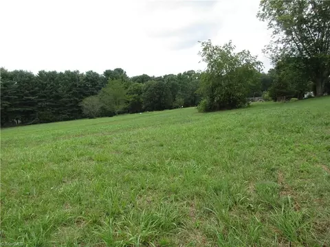 lot1 Meadowbrook Dr, King, NC 27021