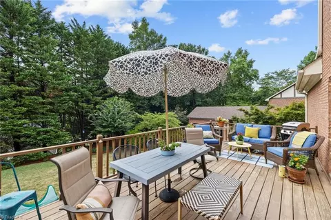 Exterior - 1613 Heathcliff Rd, High Point, NC 27262 photo 5 of 8