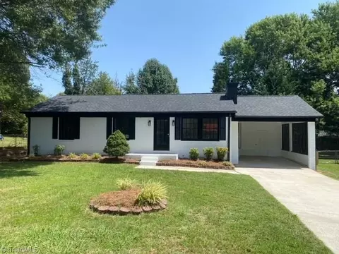 3212 Wellingford Dr, High Point, NC 27265