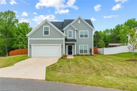 140 Breaking Dawn Rd, Lexington, NC 27295