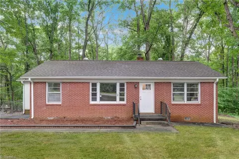 4915 Kenview St, Greensboro, NC 27410