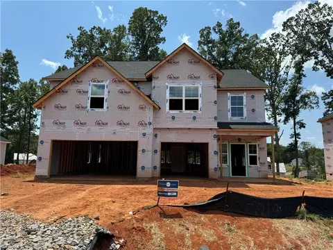 802 Fairmile Dr, Greensboro, NC 27455