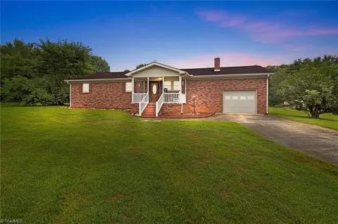 1305 Holshouser Rd, Rockwell, NC 28138