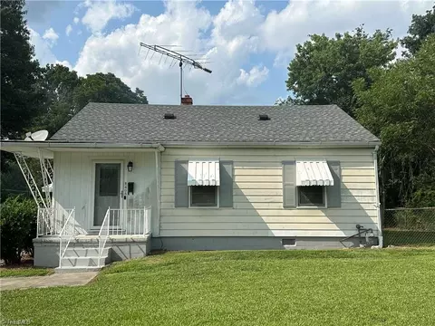 2405 Dallas Ave, High Point, NC 27265