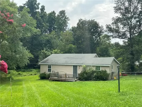 5163 Clifton Dr, Archdale, NC 27263