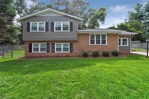 3 Danby Ct, Winston Salem, NC 27103