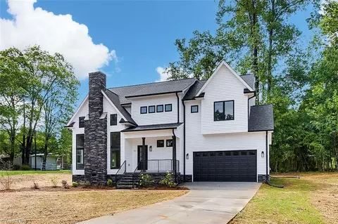 101 Weaver St, Randleman, NC 27317
