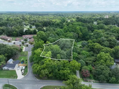 3 Jane St, Burlington, NC 27217