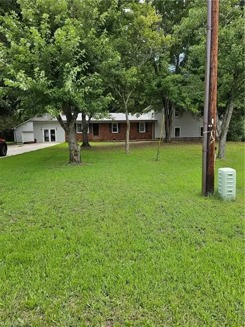 Other - 213 Devonshire Dr, Lexington, NC 27295 photo 2 of 10