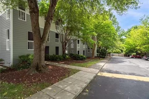 227 Oakwood Ct #BLDG G, Winston Salem, NC 27103