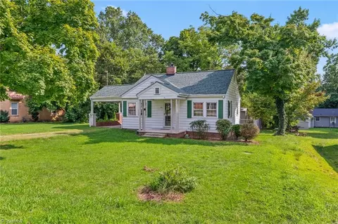 813 Old Winston Rd, High Point, NC 27265
