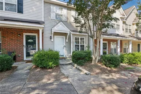 19 Ryan Nicole Ln, Greensboro, NC 27407