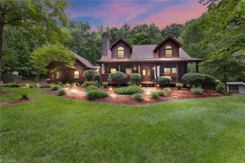 359 Ijames Church Rd, Mocksville, NC 27028