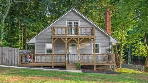 117 Worthingway Ct, King, NC 27021