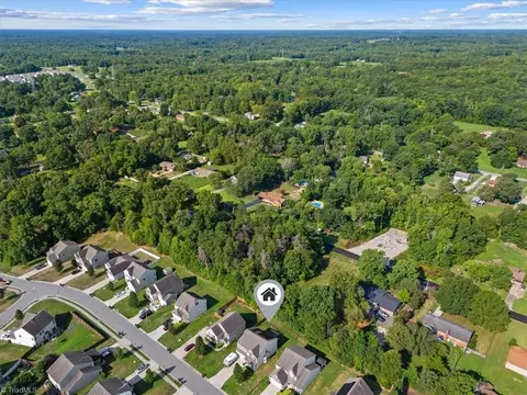 6727 Maize Dr, High Point, NC 27265 photo 49