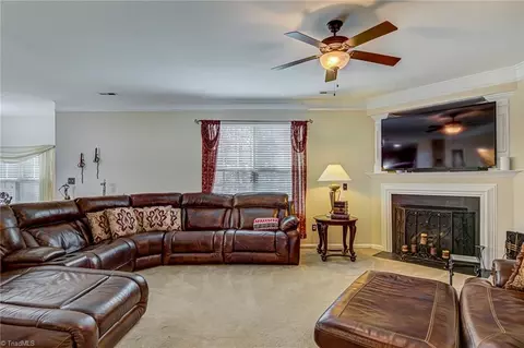 6727 Maize Dr, High Point, NC 27265 photo 12