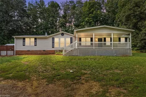 6291 Us Highway 64 W, Lexington, NC 27295