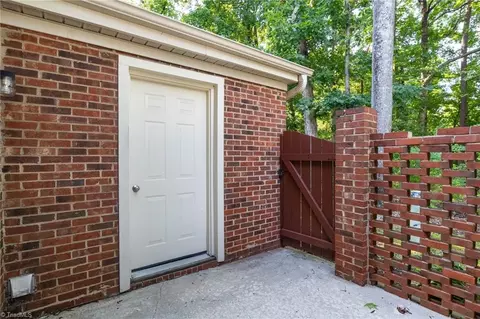 Exterior - 224 Northpoint Ave #C, High Point, NC 27262 photo 3 of 4