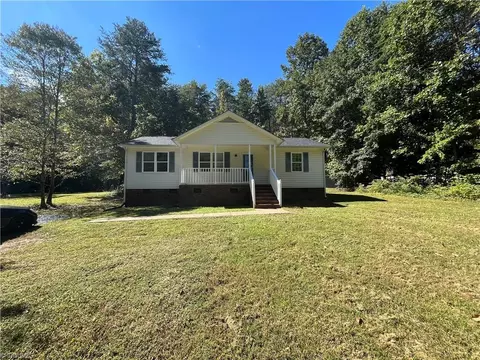 5502 John Washington Rd, Browns Summit, NC 27214