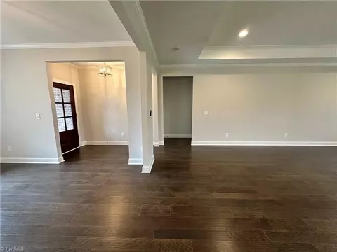 122 Jasper Ct, King, NC 27021 photo 3