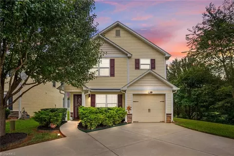 1390 Dowden St, Kernersville, NC 27284