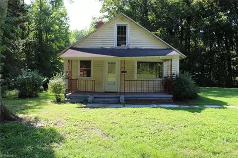 5402 Davis Mill Rd, Greensboro, NC 27406