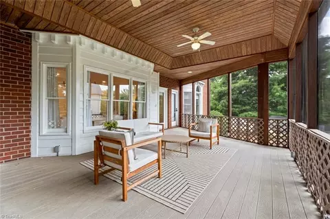 3476 Sally Kirk Rd, Winston Salem, NC 27106