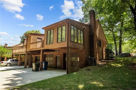 5127 Village Ln, Archdale, NC 27263