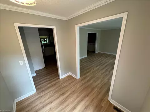 214 Pleasantview Dr, King, NC 27021 photo 8