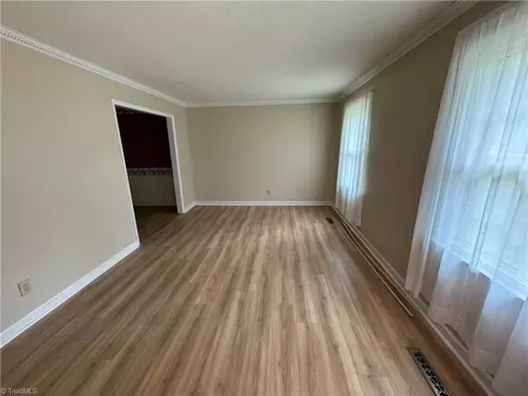 214 Pleasantview Dr, King, NC 27021 photo 9