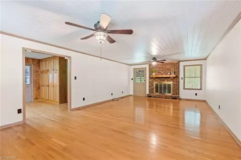 Living - 2919 Hoover Hill Rd, Trinity, NC 27370 photo 1 of 2