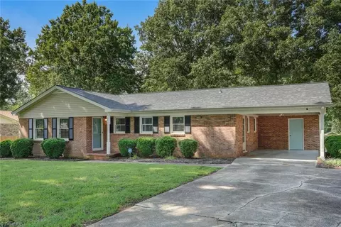 398 Shady Grove Rd, Eden, NC 27288