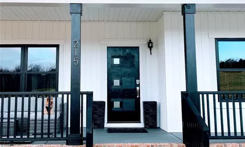 Exterior - 215 Autumn Rd, Harmony, NC 28634 photo 6 of 13
