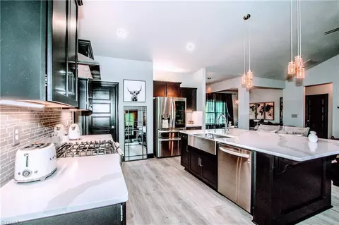 Kitchen - 215 Autumn Rd, Harmony, NC 28634 photo 6 of 7