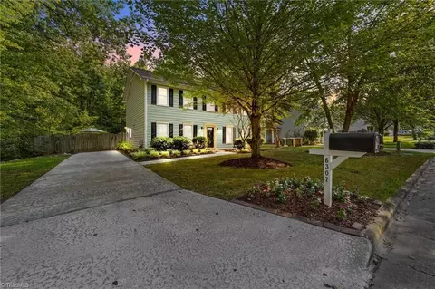 6307 Ridge Haven Rd, Greensboro, NC 27410