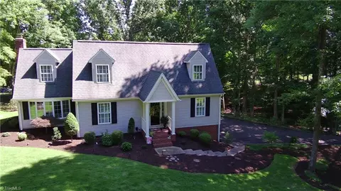 4041 Keswick Dr, Danville, VA 24540