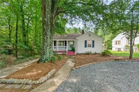 1619 Lexington Ave W, High Point, NC 27262
