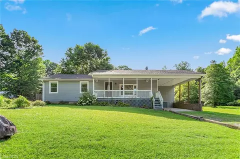 5962 Muddy Creek Rd, Archdale, NC 27263