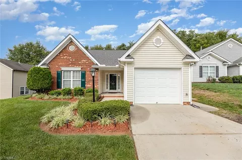 1822 Pope Hill Ct, Kernersville, NC 27284