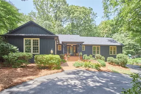 410 Gloucestershire Rd, Winston Salem, NC 27104