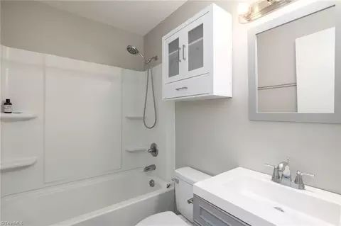 Bath - 2436 Williams Ave, High Point, NC 27262 photo 1 of 1